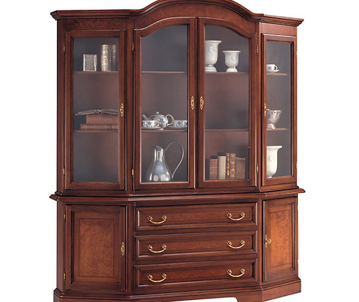 Шкаф-витрина Риманта