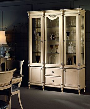 Шкаф-витрина Виконт