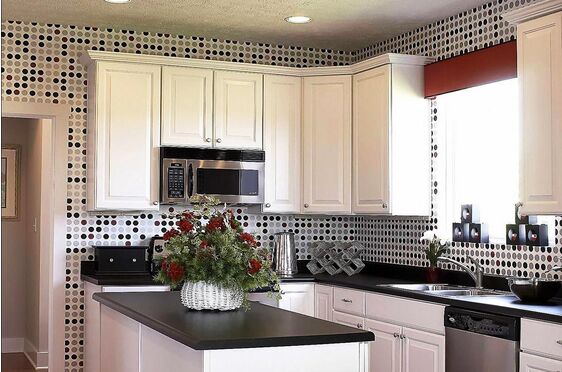 Как почистить вытяжку на кухне правильно?