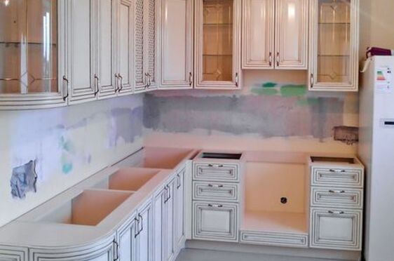 Из чего сделать фартук на кухне соответствующий ее дизайну